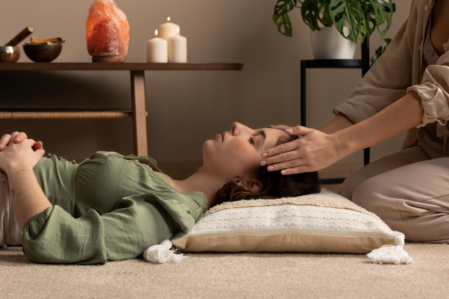 Séance de soin énergétique relaxant avec sylvie-dupin dans un cabinet zen à Bordeaux